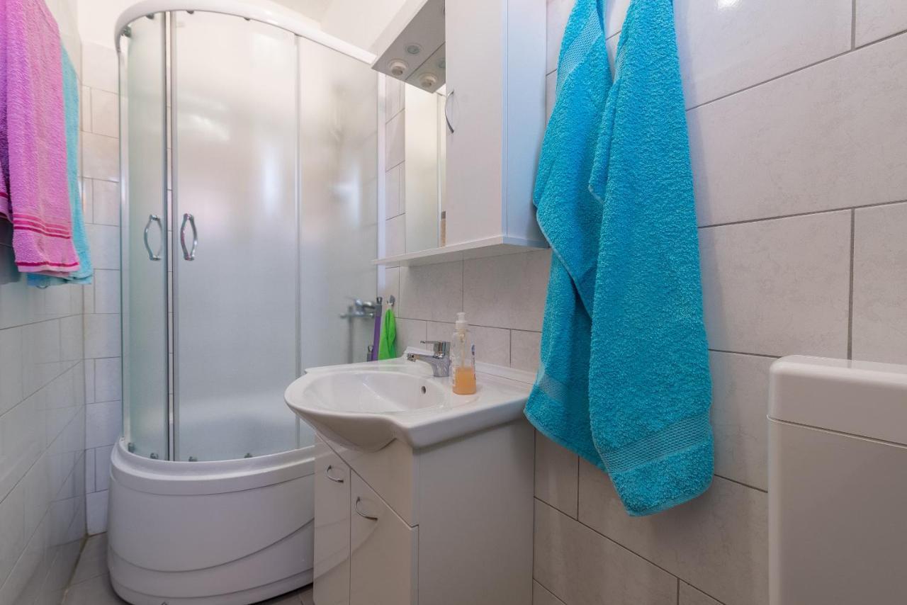 Apartmani Mlinar9 #2 고르니 카린 외부 사진
